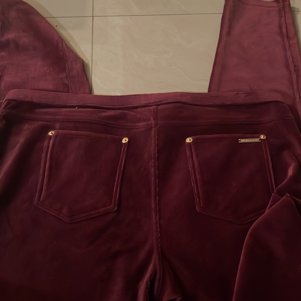 Lightweight cords with stretch - Picture 4 of 4